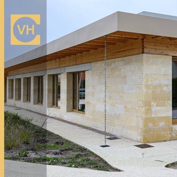 Maison de Pays de Licques : une construction en pierre massive